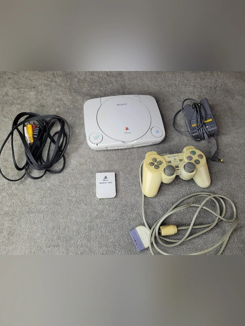 Sony PlayStation 1 PSOne Console System SCPH-101 w/ Mem Card, Controller Tested